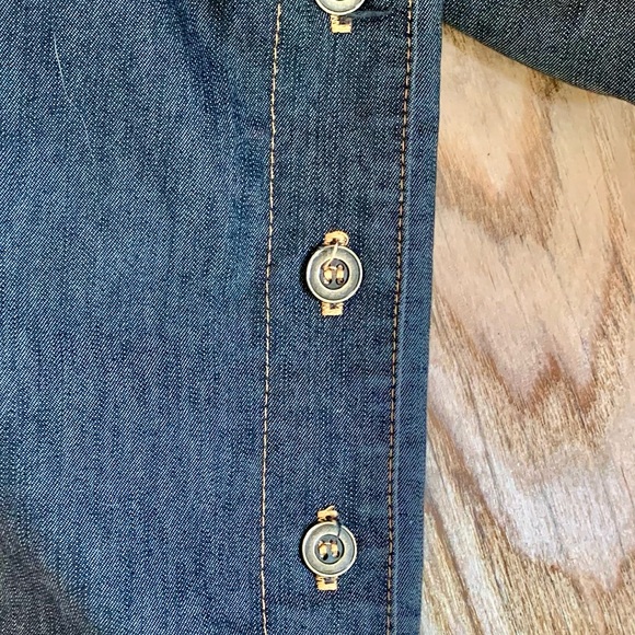 Dynamite Dress Buttins all the way down - Picture 6 of 8